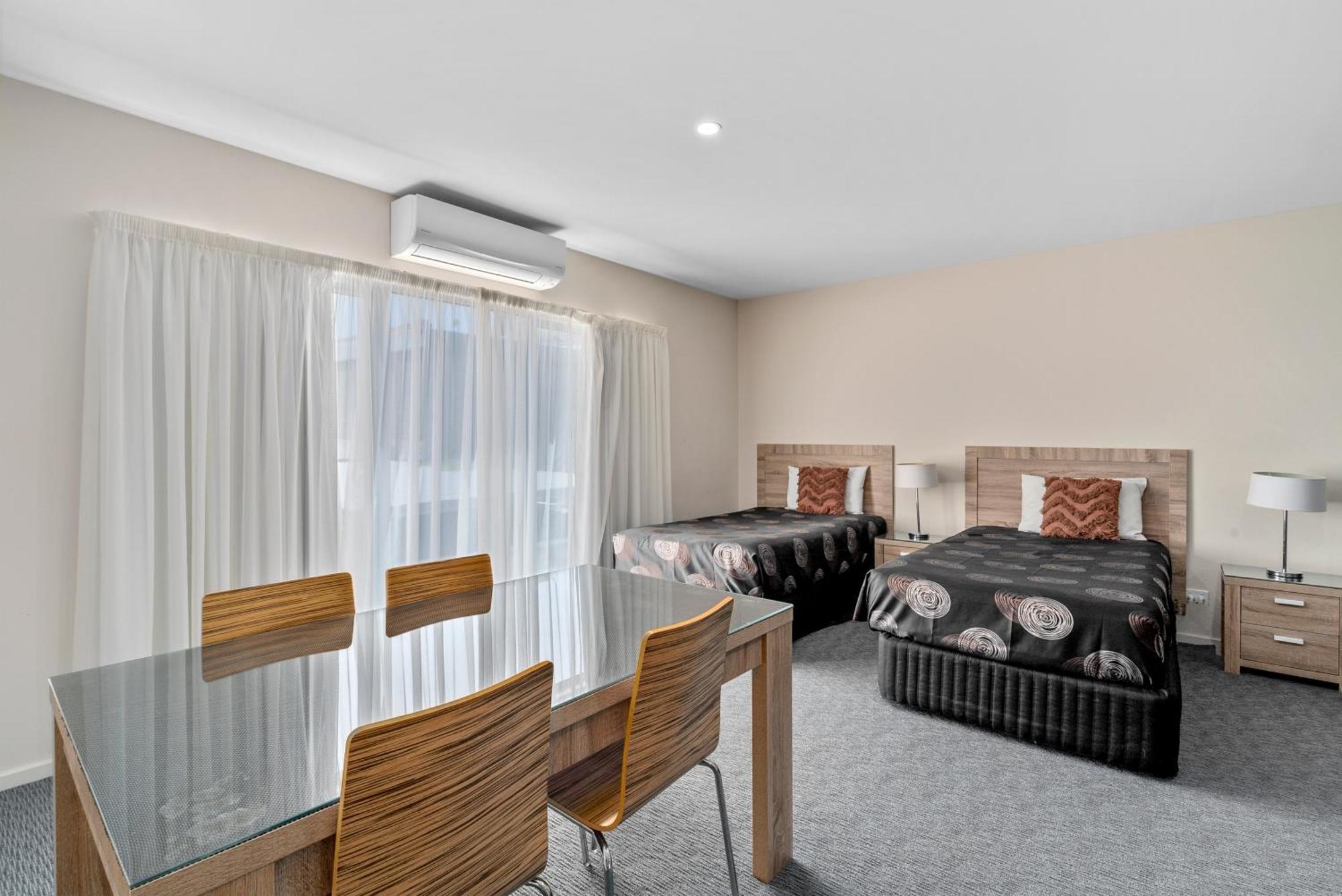 Sherbourne Terrace Hotel Shepparton Room photo